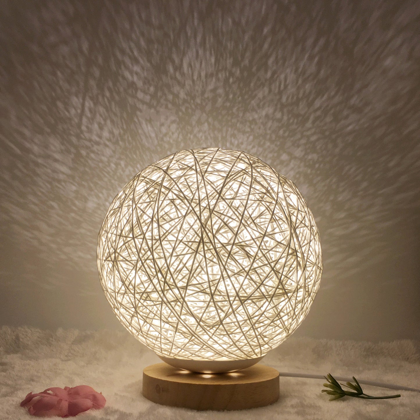 Creative Linen Table Lamp Novel and Unique LED Intelligent USB 7 Color RGB 16 Color Remote Control Rattan Ball Lamp