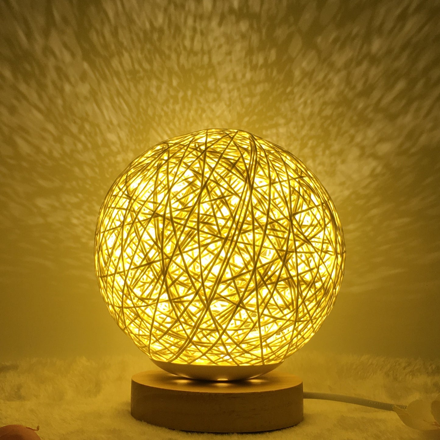 Creative Linen Table Lamp Novel and Unique LED Intelligent USB 7 Color RGB 16 Color Remote Control Rattan Ball Lamp