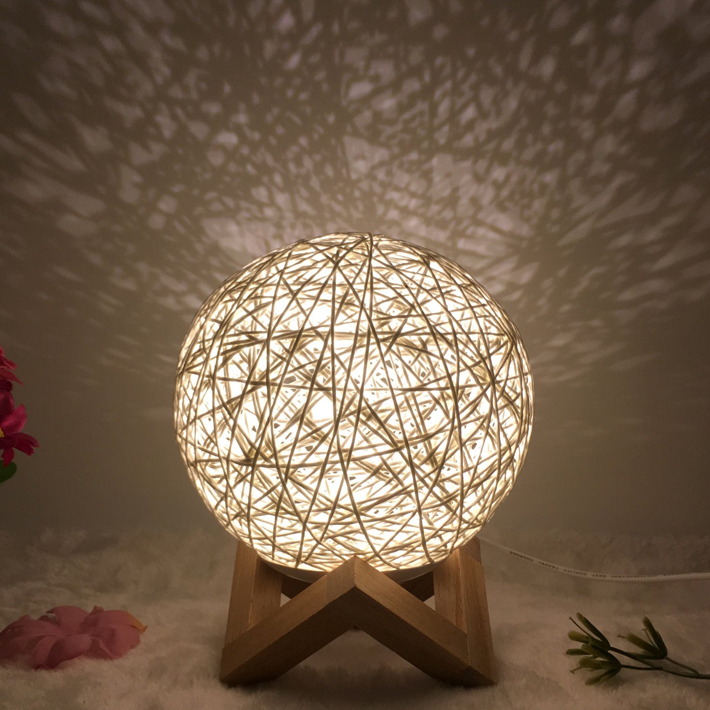 Creative Linen Table Lamp Novel and Unique LED Intelligent USB 7 Color RGB 16 Color Remote Control Rattan Ball Lamp